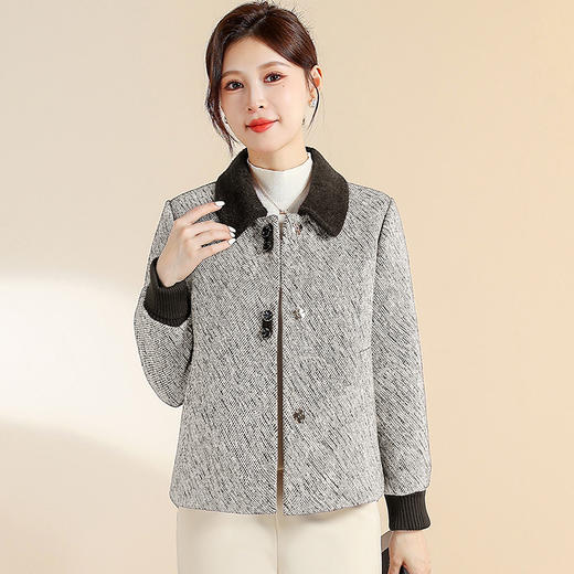 QYM CS25D78-Y时尚气质外套休闲翻领短款厚款上衣 商品图1