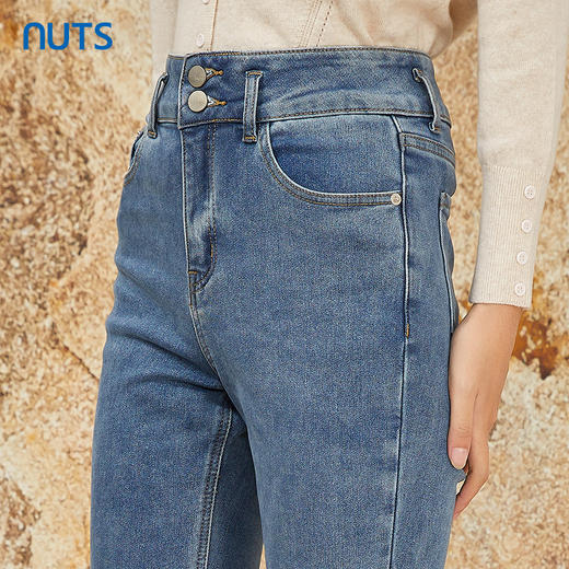NUTS商场同款秋冬季蓝色复古气质高腰修身微喇牛仔裤女341112222 商品图3