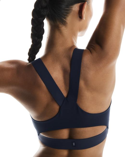 On 昂跑 Performance Flex Bra 可调肩带款运动内衣背心 商品图1