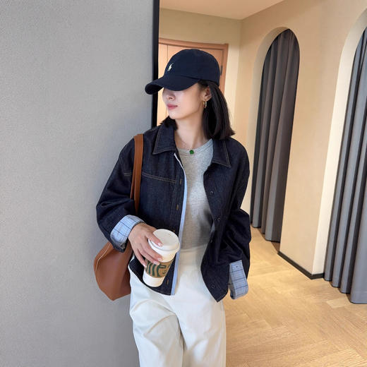 高品质！拼接格纹短款天丝翻领牛仔衬衫外套女2025秋款！ 商品图1