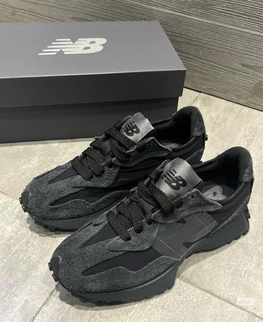 【新百伦】座5楼|  New Balance 25年春秋男女款黑武士休闲运动鞋327 WCD 商品图4