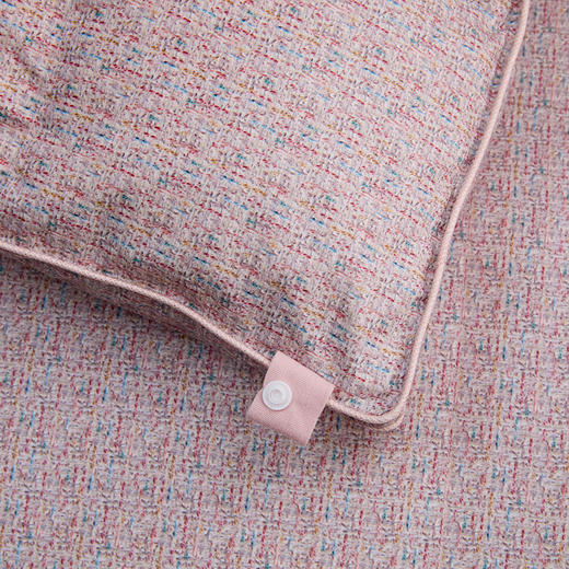 多喜爱 金羽朵95进口白鹅绒冬被 cube倍暖/double保暖hl【95%绒子含量】【80S柔赛丝面料】【波兰进口】【1000+绒子洁净度】品字双层结构 3D航空仓 10cm开口 皮箱包装 商品图5