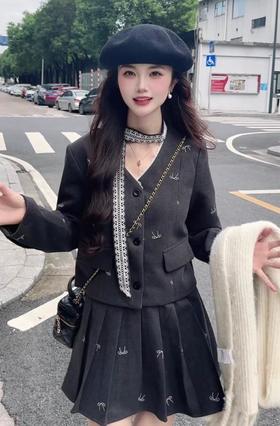 法式气质名媛通勤上下套裙~