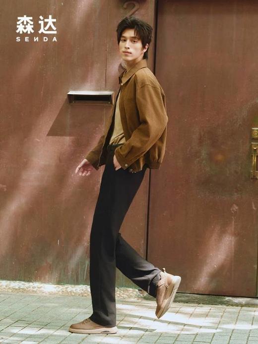 【云粉节】BF楼森达工装男鞋2025冬季新款复古圆头工装厚底休闲板鞋V3051吊牌价1099活动价599 商品图2