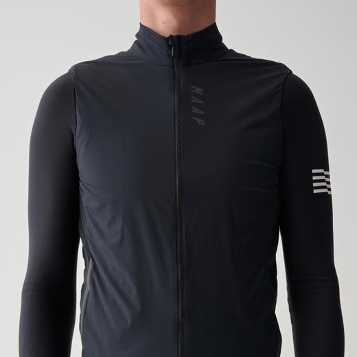 MAAP 男士 Flow系列 武士黑 保暖骑行马甲 商品图2