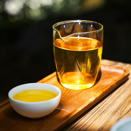 【弯弓凤凰窝】2025年头春茶，易武弯弓原始秘境中的茶香产量稀缺的珍贵佳茗品味世外桃源中的味觉盛宴，500克/箱 拍1箱发2箱 商品图5