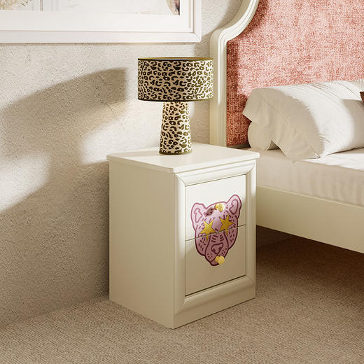 喜梦宝粉红豹床头柜松木实木多层免漆饰面次卧必备 商品图1