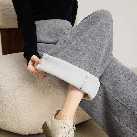 【周四狂欢价】熙世界奶芙加绒阔腿裤冬季女2025新款厚款休闲直筒裤糯米针织长裤 商品图2