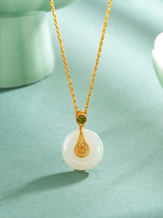 子佩集【繁花相扣】S925银套链【DZ04371】镀金平安扣和田玉古法银项链2510 商品图3