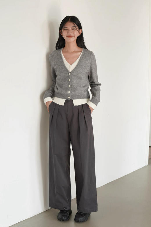 【撞色假两件毛衣】显瘦保暖 柔软舒适 无束缚感 撞色设计造型感强 商品图5