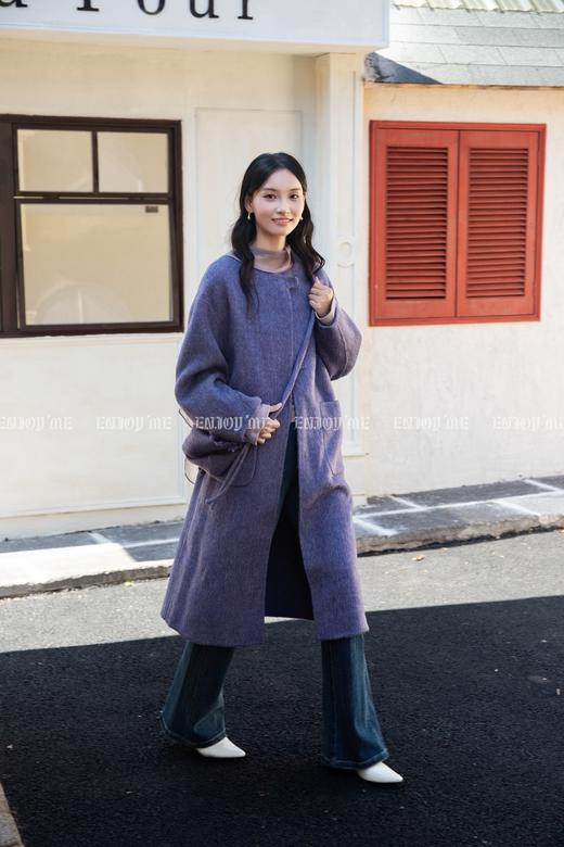 【门店同款】ENJOY冬季“暖冬软糖”斜跨包包长款大衣 166296981 商品图4