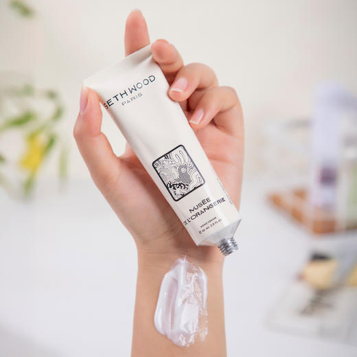 热卖！法式香！法国进口SETH WOOD塞斯伍德 香氛护手霜 单支装/礼盒装  补水滋润 商品图3