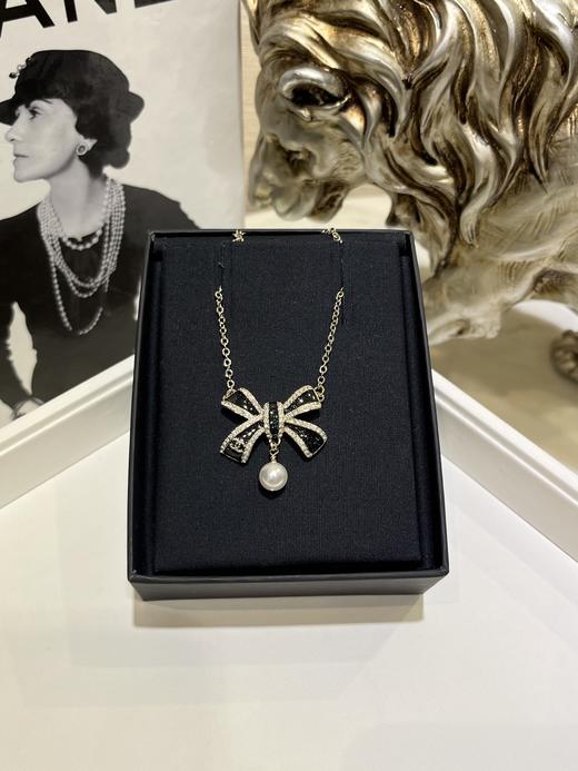 TB125-香奈儿满钻双C黑色珐琅蝴蝶结吊坠项链（XK）-10.14直播款 商品图4