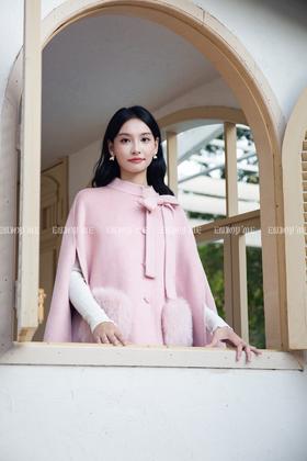 【门店同款】ENJOY冬季“暖冬新奢”毛毛口袋斗篷大衣 166695199