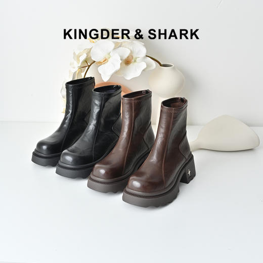 经典鲨2025冬季专柜新款百搭圆头中粗跟后拉链通勤短筒靴女KW65-558221 商品图0