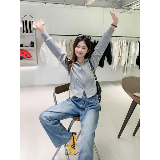 <曾小咸推荐>现货秒杀 ！微信超特价！ 韩系短款拉链连帽卫衣 日常189.99 立减100 秒杀89.99！！ 商品图2