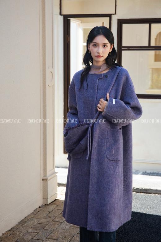 【门店同款】ENJOY冬季“暖冬软糖”斜跨包包长款大衣 166296981 商品图0