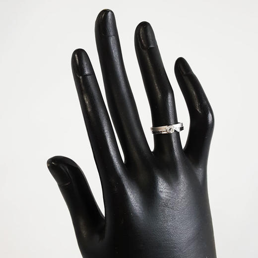 【天然正品】AU750白金时尚设计款0.04克拉钻石戒指对戒9号（戒圈可改）110925NJM11 现售价：2780！ 商品图6