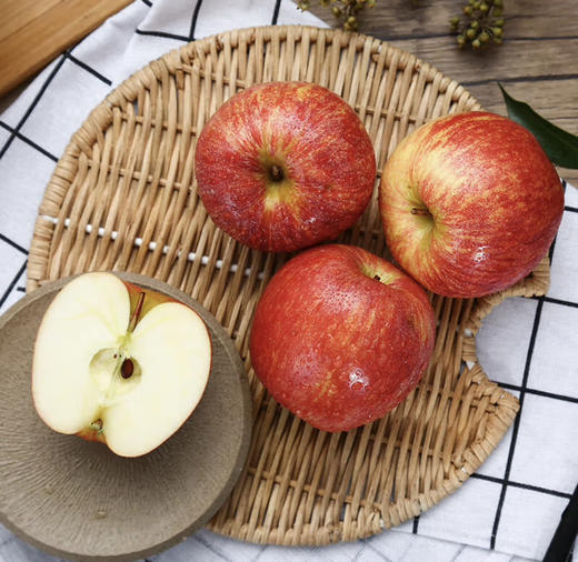 新西兰爱妃苹果（4个装） 商品图0