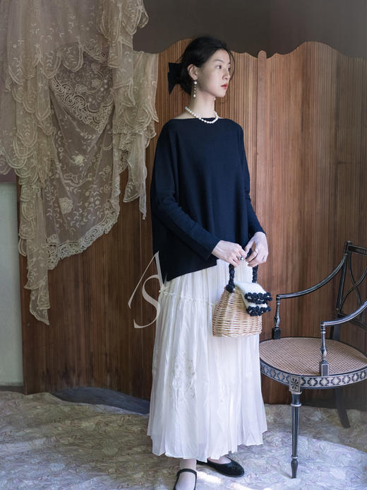 Daniela Gregis 25AW 墨蓝色船领廓形羊绒衫 商品图8