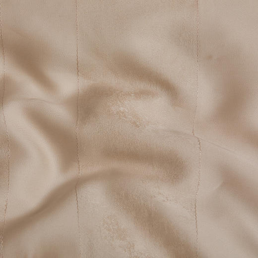 多喜爱 金羽朵95进口白鹅绒冬被-琥珀梦境./鎏光暖域hl【95%绒子含量】【1000+清洁度】【波兰进口】【60S兰精天丝】【贡缎面料】银丝提花工艺 3D航空舱  10CM开口 商品图7