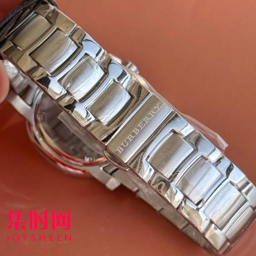 原单巴宝莉BBY1804 女士腕表
机芯：原装进口石英机芯 商品图5