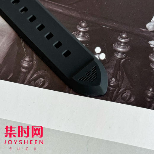 原单阿玛尼AR11684 橙黑配色 男士腕表
机芯：原装进口石英机芯 商品图8