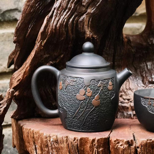 建陶浮雕葫芦壶 商品图0