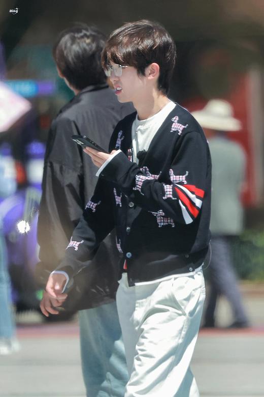 GY17-THOM BROWNE  四条纹开衫（LS*MM）-10.14直播款 商品图1