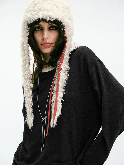 TR她热 落日巡航 红色毛毛拼接系带设计感两面保暖飞行员帽 商品图4