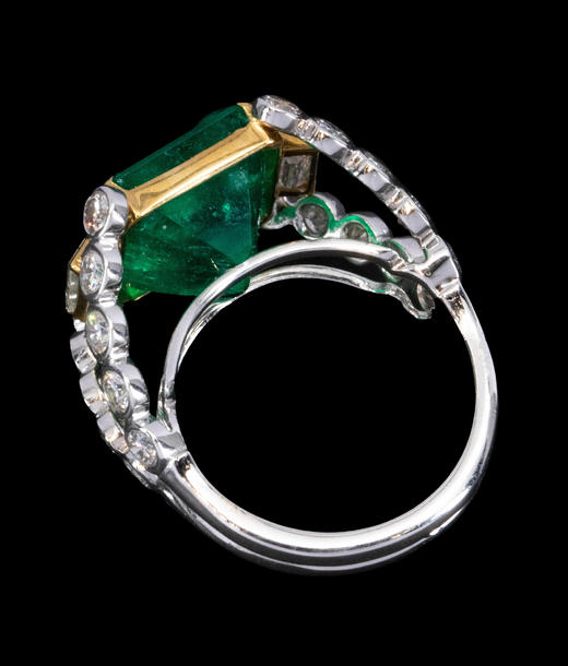独角鹿西洋古董1990年代法国出品装饰艺术风格几何造型18K黄金铂金镶嵌哥伦比亚祖母绿及钻石戒指 商品图6