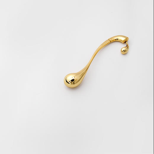 ROMI STUDIO 铜合金耳饰 法式极简金色流线水滴耳坠RWCWP06694 商品图4