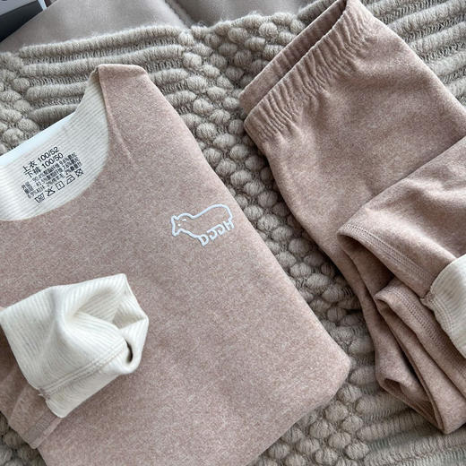 小朋友建议根据平时穿的尺码拍大一码！【亏本清仓 任选2套加入购物车满118减59！59到手2套！手慢无】可优鼠亲子羊毛蚕丝套装 保暖润肤 A类母婴标准 双面磨毛无骨裁剪 软弹舒适无束缚 商品图7