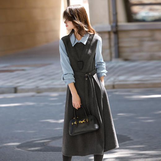 【10/15新品】熙世界「格雷腔调」假两件毛呢连衣裙女秋冬新款衬衫翻领收腰裙子 商品图3