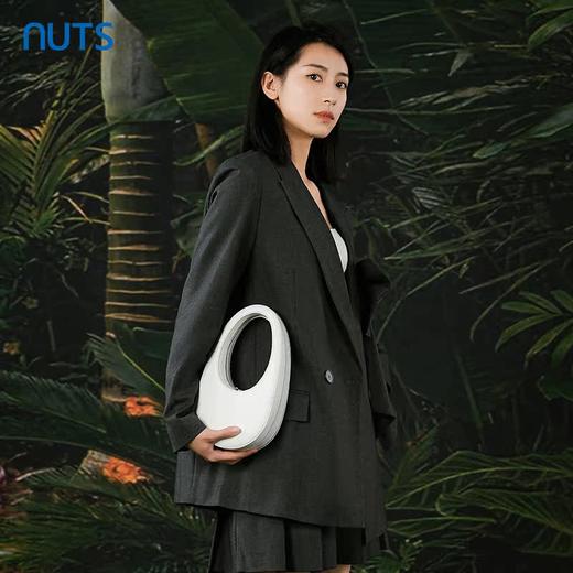 NUTS春秋季新款纯色简约高级感气质休闲西装外套女412041363 商品图1