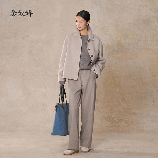 【商场同款】CNK5039 “ 银河毛衫 ”  顺色亮片在灯光下如银河般闪耀 静奢灰色毛衫 商品图6