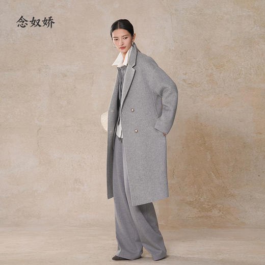 【商场同款】CNC5011 “ 智性灰色大衣 ” 蚕丝羊绒双面呢材质 中长款 轻暖无压 商品图5