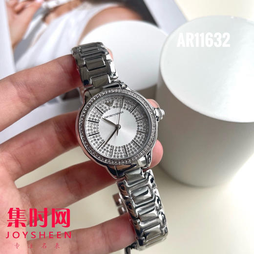 原单阿玛尼AR11632 满天星女士腕表
机芯：原装进口石英机芯 商品图4