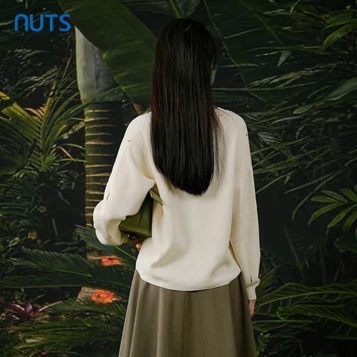 NUTS春秋季新款气质百搭慵懒V领镂空宽松套头针织衫女411052176 商品图4