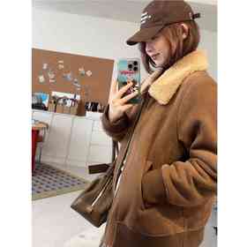 25AW上新【现货折上95折】 蕾蕾同款【冬日序言】气质麂皮绒羔羔毛翻领夹克外套冬季短款