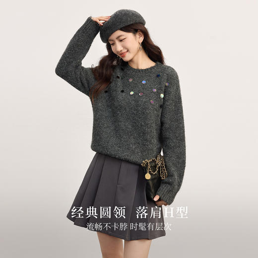 【10/15新品】熙世界幻彩亮片羊毛针织衫秋冬女2025新款宽松慵懒风圆领套头毛衣 商品图2