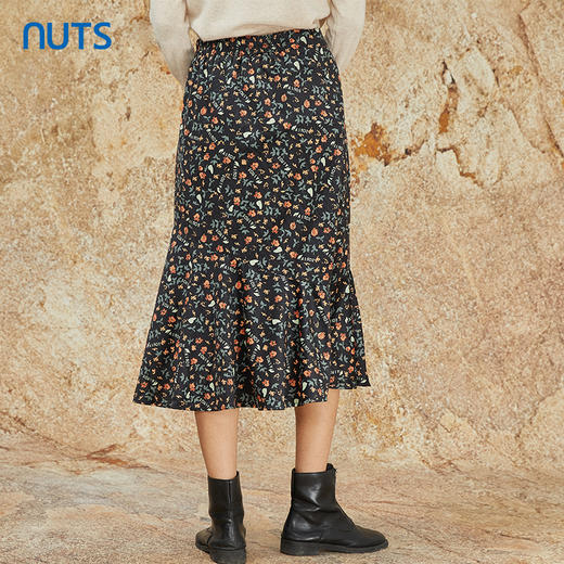 NUTS商场同款秋冬复古气质高腰松紧百搭碎花长款半身裙女348062306 商品图4