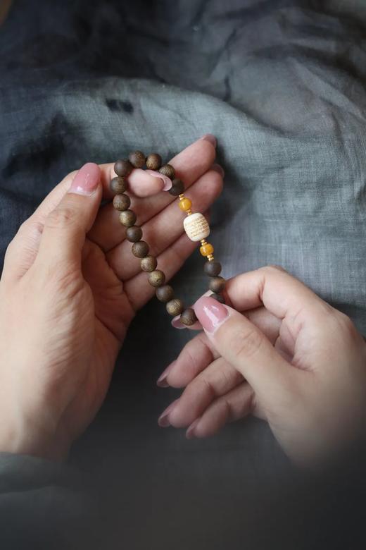 寻山隐·海南绿奇楠沉香新中式手串 | 文玩国风美人、君子的风雅首饰，自带儒雅香气 商品图5