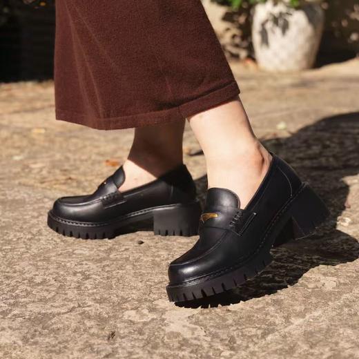 现货！【定制版乐福鞋】全料采用头层牛皮，耐穿耐磨！正码正拍，不用拍大一码！跟高5.5cm，胖宽脚型定制版，英伦风厚底乐福鞋，头层牛皮加宽皮鞋 商品图4