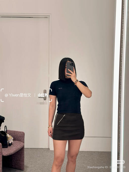 1015-9 渠道圆正 miu早秋新款 羊绒 高领短袖针织 167/135穿42 商品图5