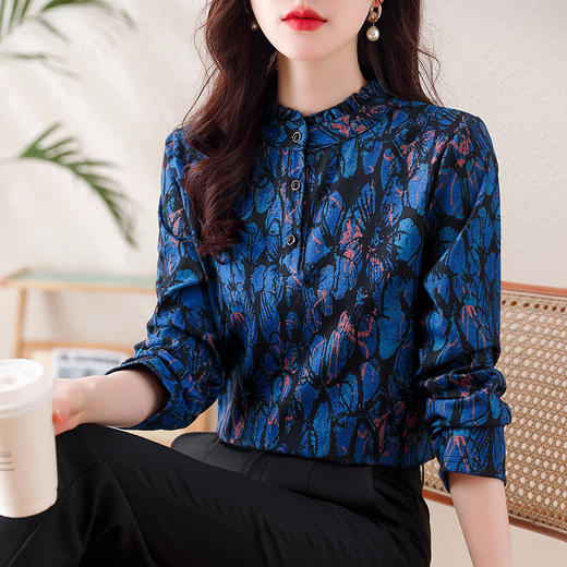 KQL 80f422b时尚减龄休闲气质小衫上衣 商品图2