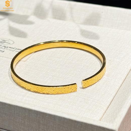 【品牌授权】【香港周六福】黄金钻石首饰 碎冰冰多宝吉言足金内嵌足银开口手镯 商品图1