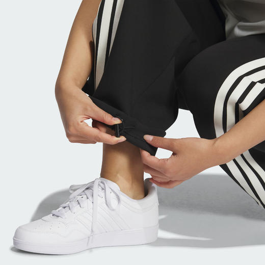 Adidas阿迪达斯STORY DOUBLE KNIT BANANA PANT 三条纹舞动系列针织宽松运动休闲香蕉裤KB8998 商品图5
