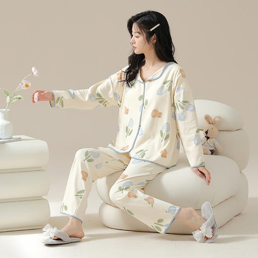 亲肤丝滑【花色莫代尔家居服套装】自带胸垫不跑杯 免穿bra睡衣女秋冬莫代尔棉带胸垫长袖可外穿大码空调房家居服套装 商品图3