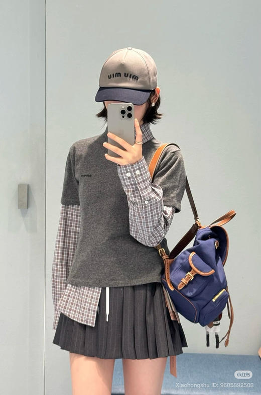 1015-9 渠道圆正 miu早秋新款 羊绒 高领短袖针织 167/135穿42 商品图7